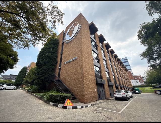 476M² OFFICE TO LET IN ROSEBANK